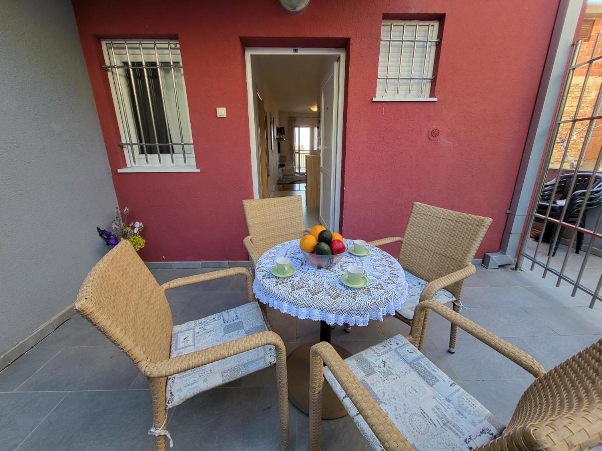 Apartment Rachel Петровац Экстерьер фото